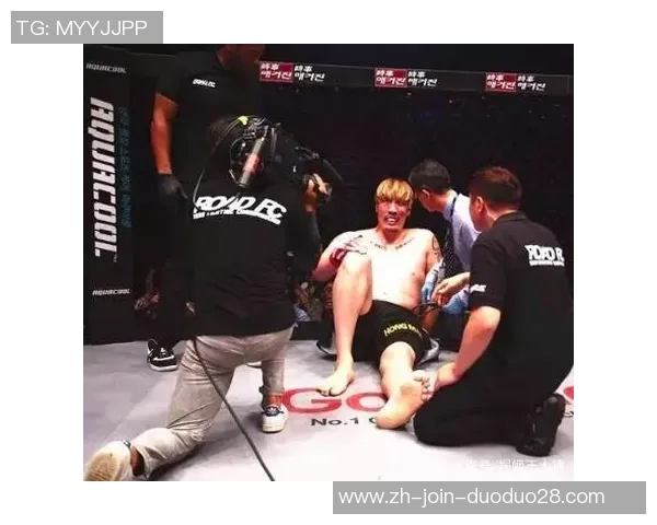 崔洪万与一龙激战再起拳坛巅峰对决引发热议与期待